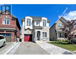 42 FOXBERRY ROAD, East Gwillimbury, Ontario