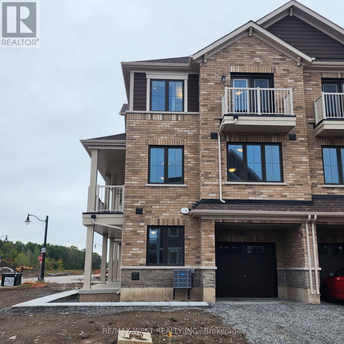 5 POGIE DRIVE, Welland, Ontario