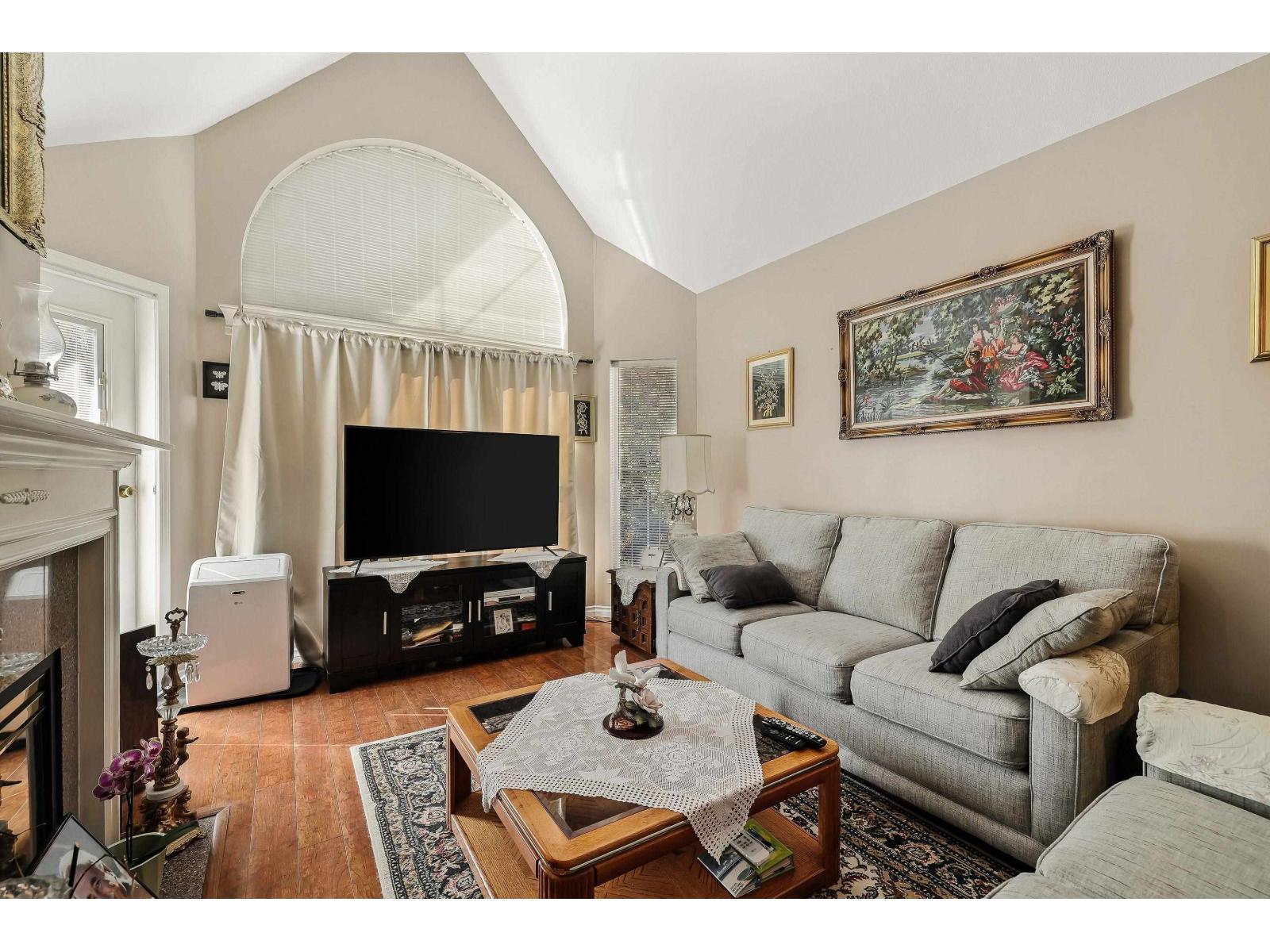 408 7435 121A STREET, Surrey, British Columbia
