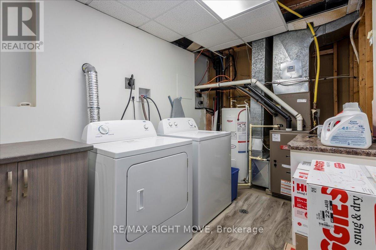 64 Second Street, Orillia, Ontario  L3V 4B4 - Photo 21 - S12429136