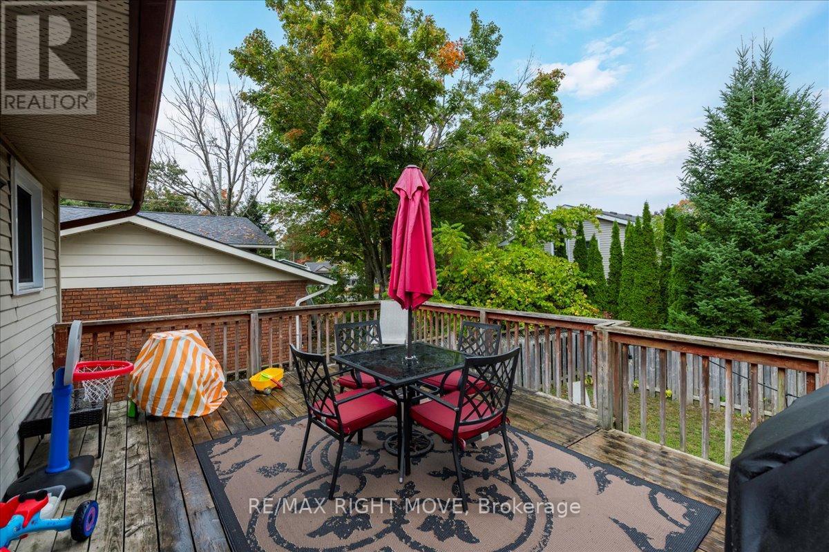 64 Second Street, Orillia, Ontario  L3V 4B4 - Photo 25 - S12429136