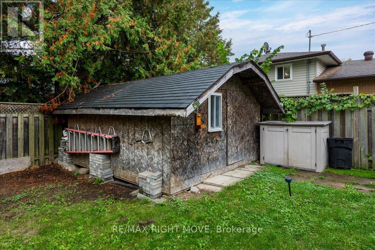 64 Second Street, Orillia, Ontario  L3V 4B4 - Photo 28 - S12429136