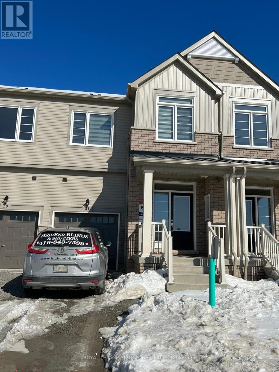 41 Greer Street, Barrie, Ontario  L9J 0R5 - Photo 1 - S12429138