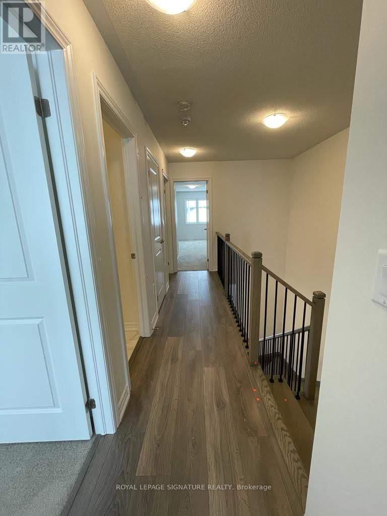 41 Greer Street, Barrie, Ontario  L9J 0R5 - Photo 9 - S12429138