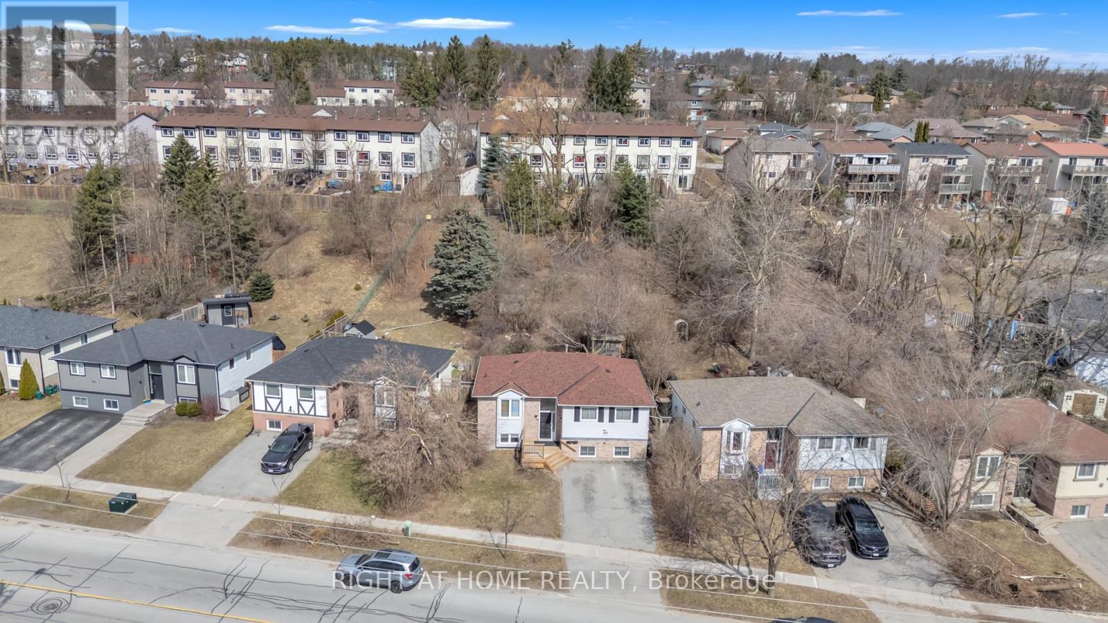 192 Edgehill (Lower) Drive, Barrie, Ontario  L4N 1M1 - Photo 1 - S12429146