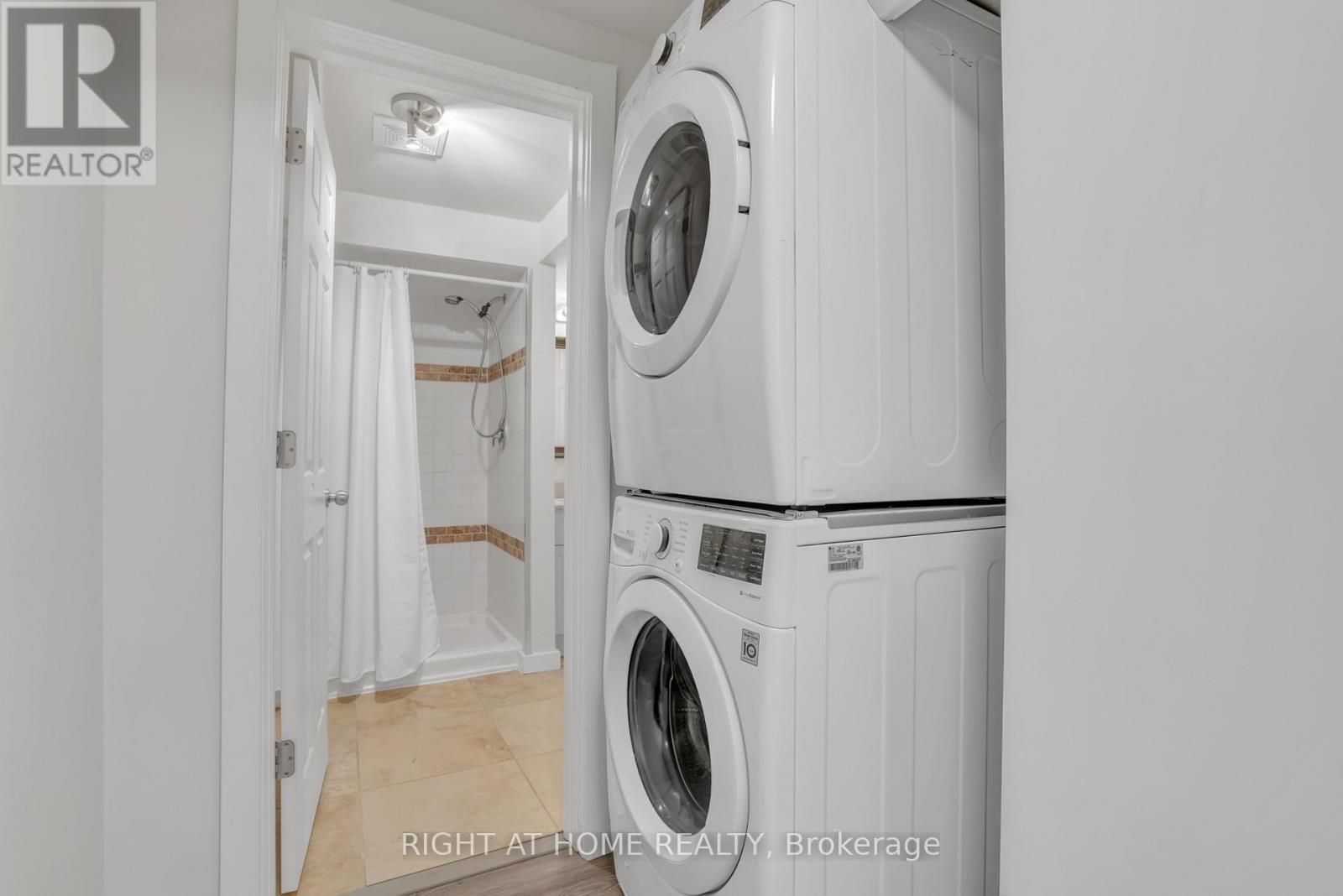 192 Edgehill (Lower) Drive, Barrie, Ontario  L4N 1M1 - Photo 11 - S12429146