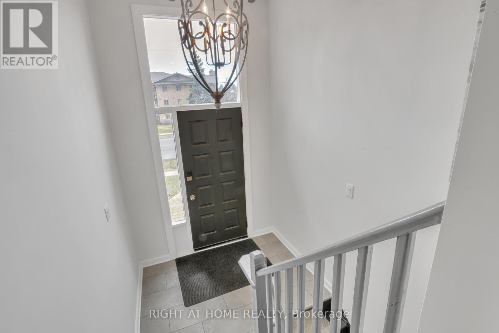 192 Edgehill (Upper) Drive, Barrie, Ontario  L4N 1M1 - Photo 28 - S12429192