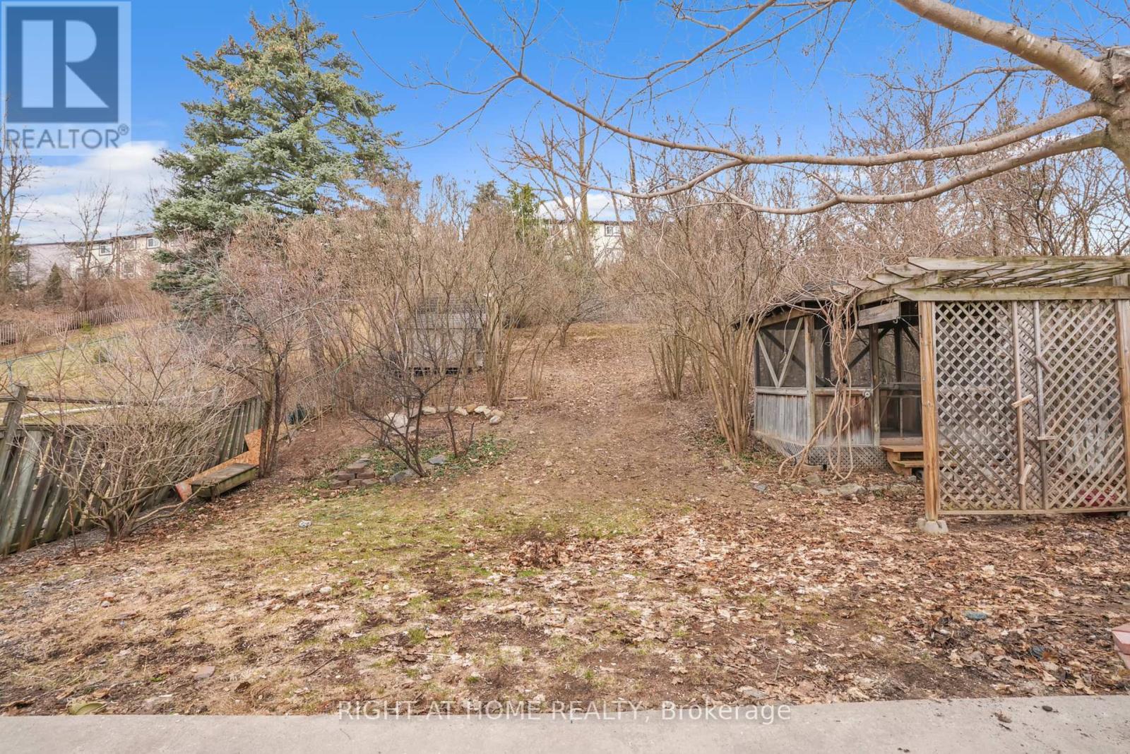 192 Edgehill (Upper) Drive, Barrie, Ontario  L4N 1M1 - Photo 29 - S12429192