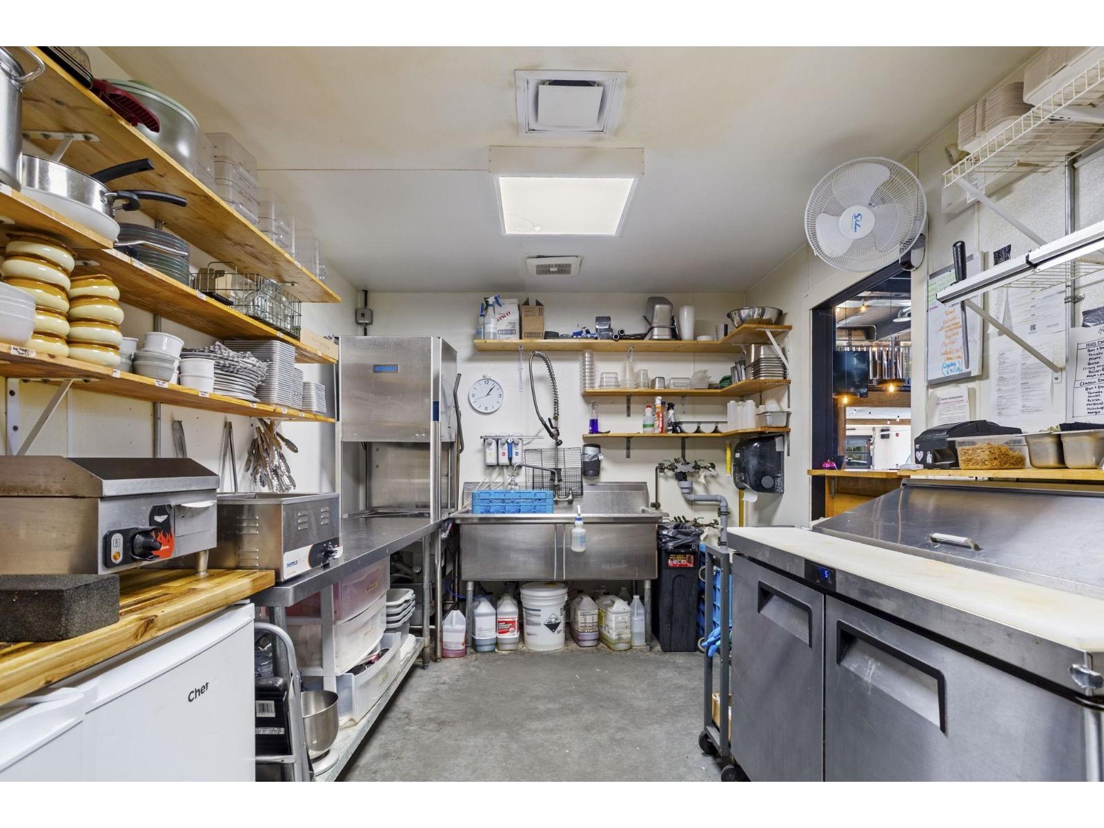 33211 N Railway Avenue, Mission, British Columbia  V2V 1E4 - Photo 28 - C8072554