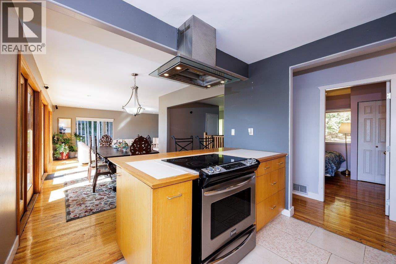 1249 Nepal Crescent, West Vancouver, British Columbia  V7T 2H4 - Photo 12 - R3052184