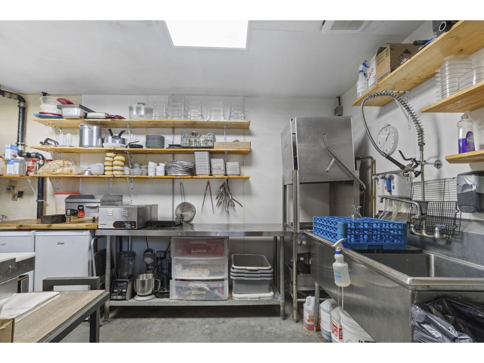 33211 N Railway Avenue, Mission, British Columbia  V2V 1E4 - Photo 26 - C8072554