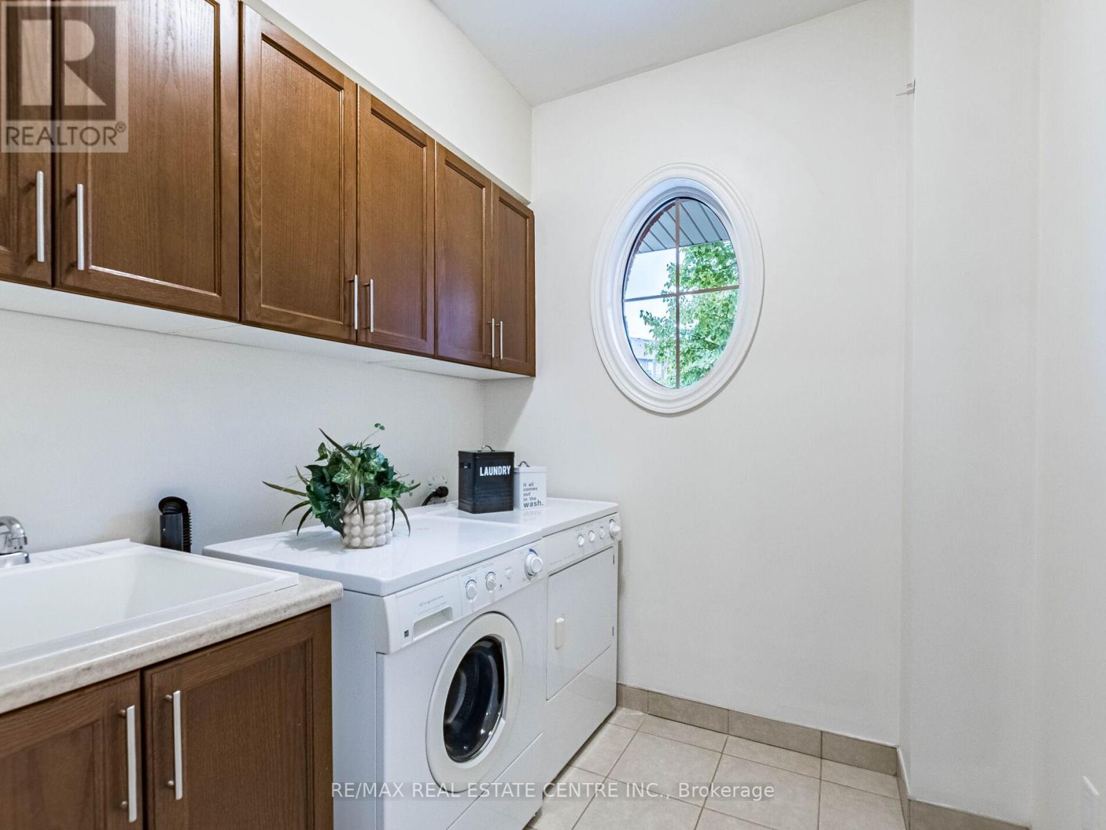 1 - 5710 Long Valley Road, Mississauga, Ontario  L5M 0M1 - Photo 12 - W12429191