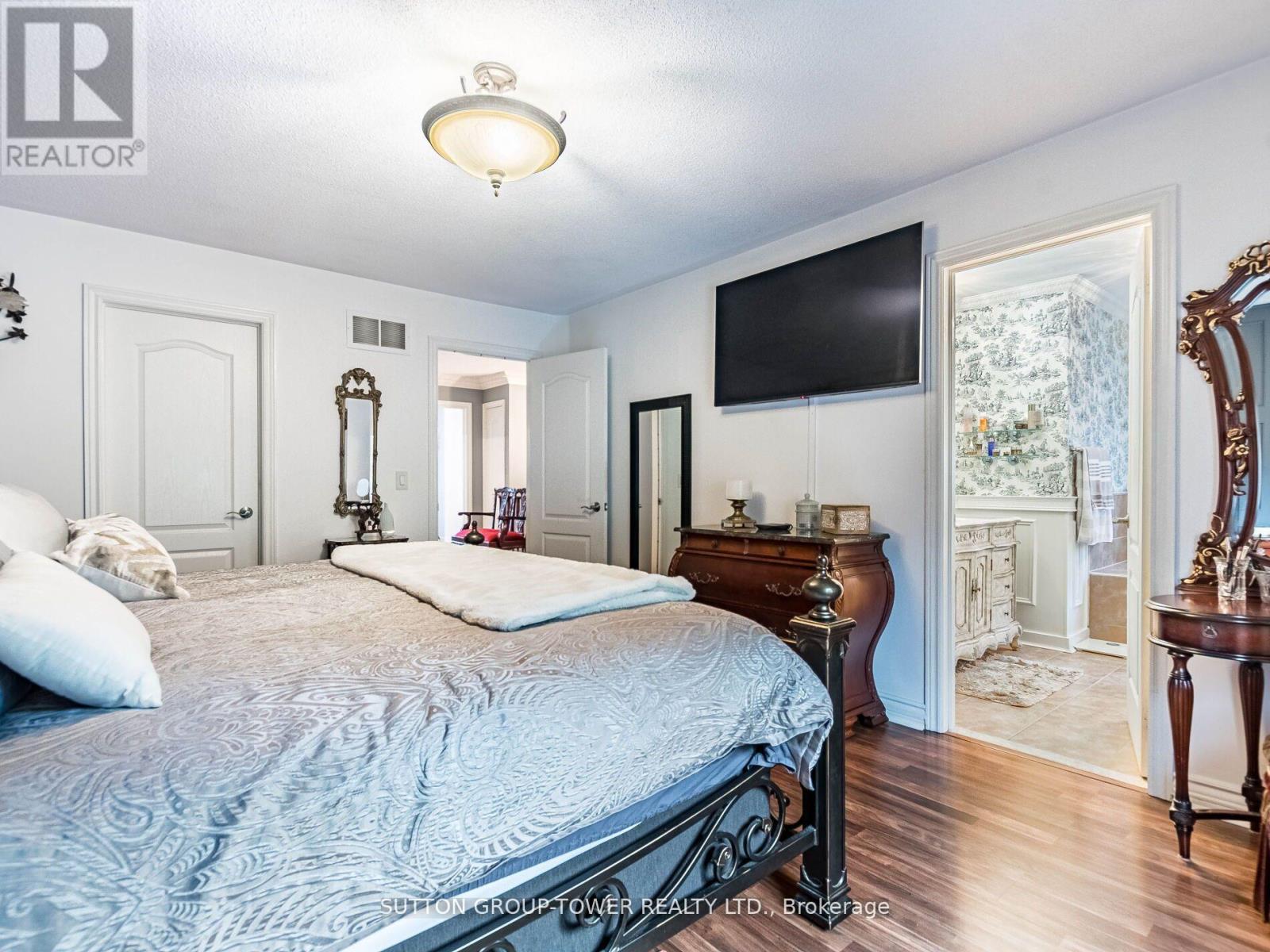 5224 Churchill Meadows Boulevard, Mississauga, Ontario  L5M 8C1 - Photo 20 - W12429223