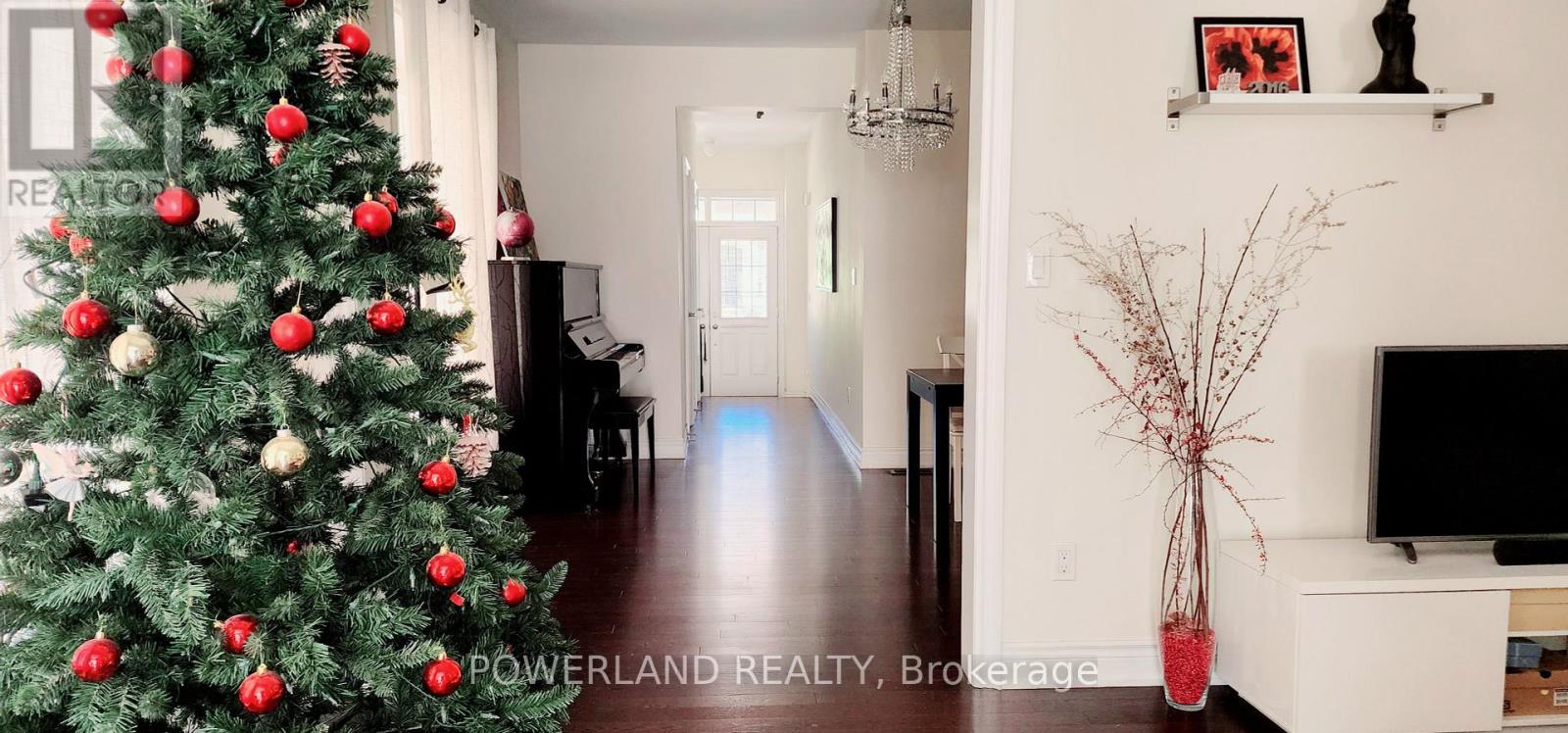 25 Erinview Terrace, Toronto, Ontario  M9C 0C3 - Photo 11 - W12429227