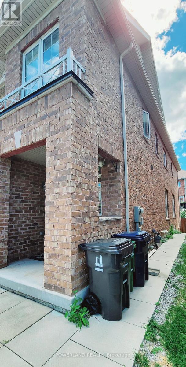 25 Erinview Terrace, Toronto, Ontario  M9C 0C3 - Photo 29 - W12429227