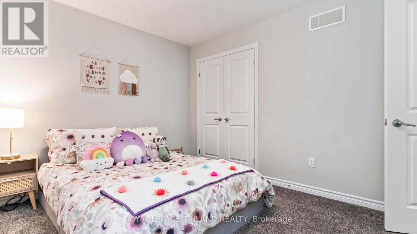 16 Kendell Lane, Ingersoll, Ontario  N5C 0B7 - Photo 24 - X12429318