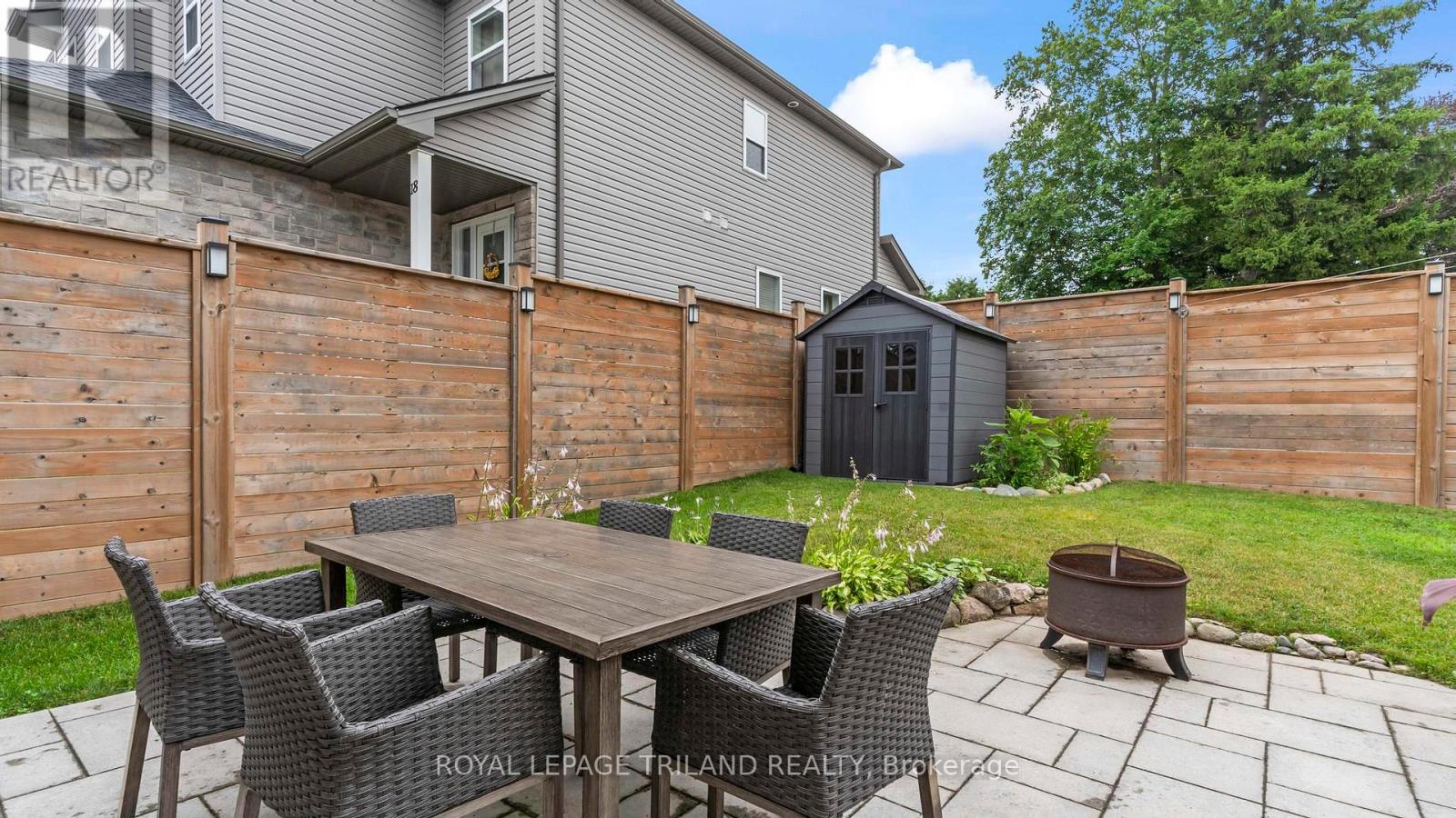 16 Kendell Lane, Ingersoll, Ontario  N5C 0B7 - Photo 35 - X12429318