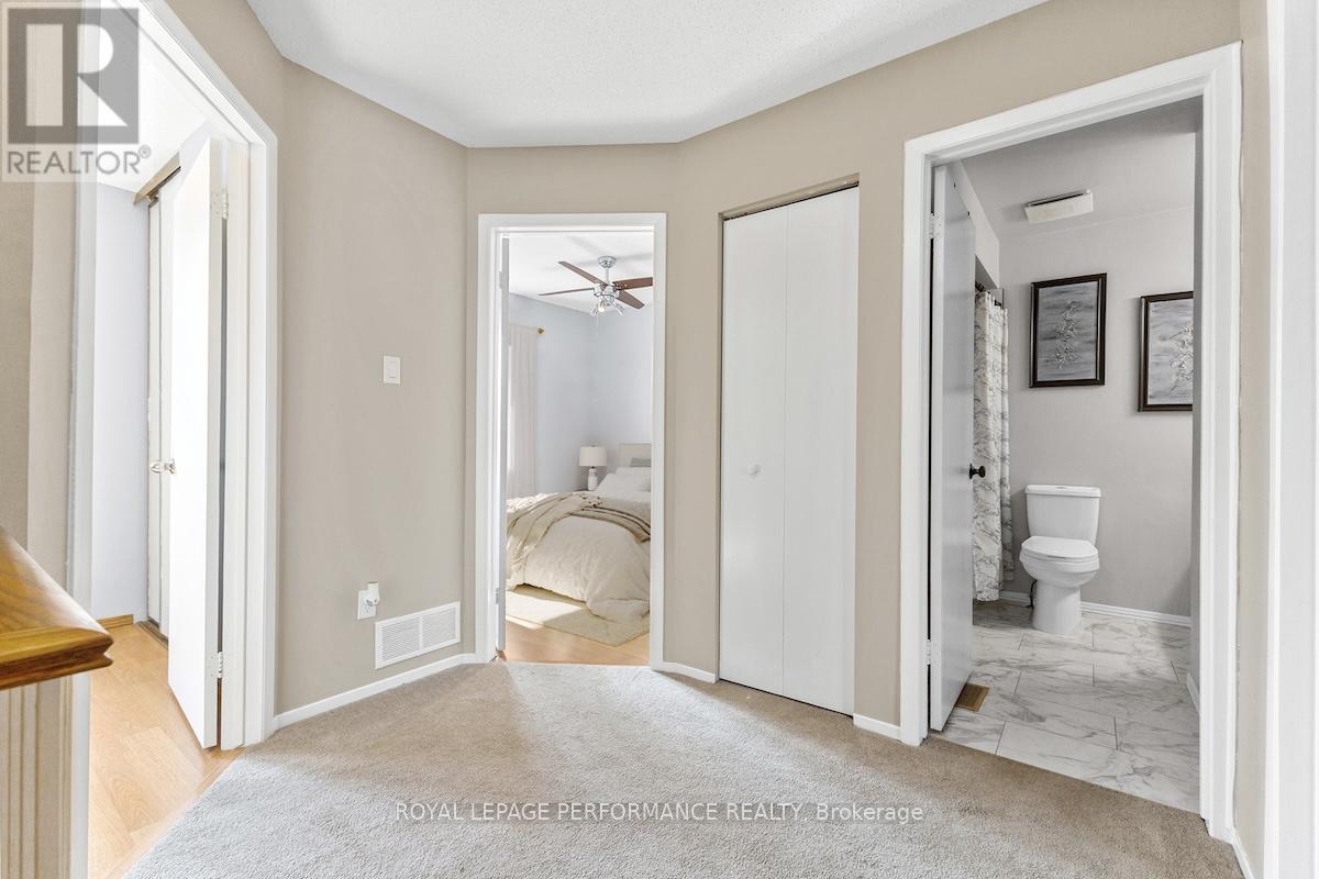 1936 Longman Crescent, Ottawa, Ontario  K1C 5G6 - Photo 15 - X12429281