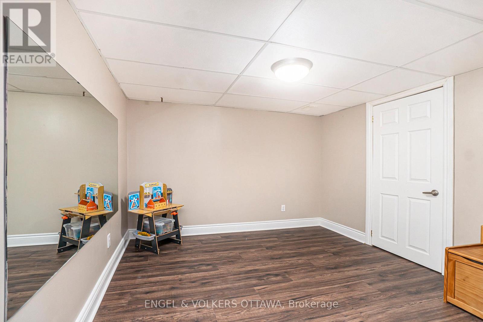 2399 Glandriel Crescent, Ottawa, Ontario  K4A 4T1 - Photo 24 - X12429301