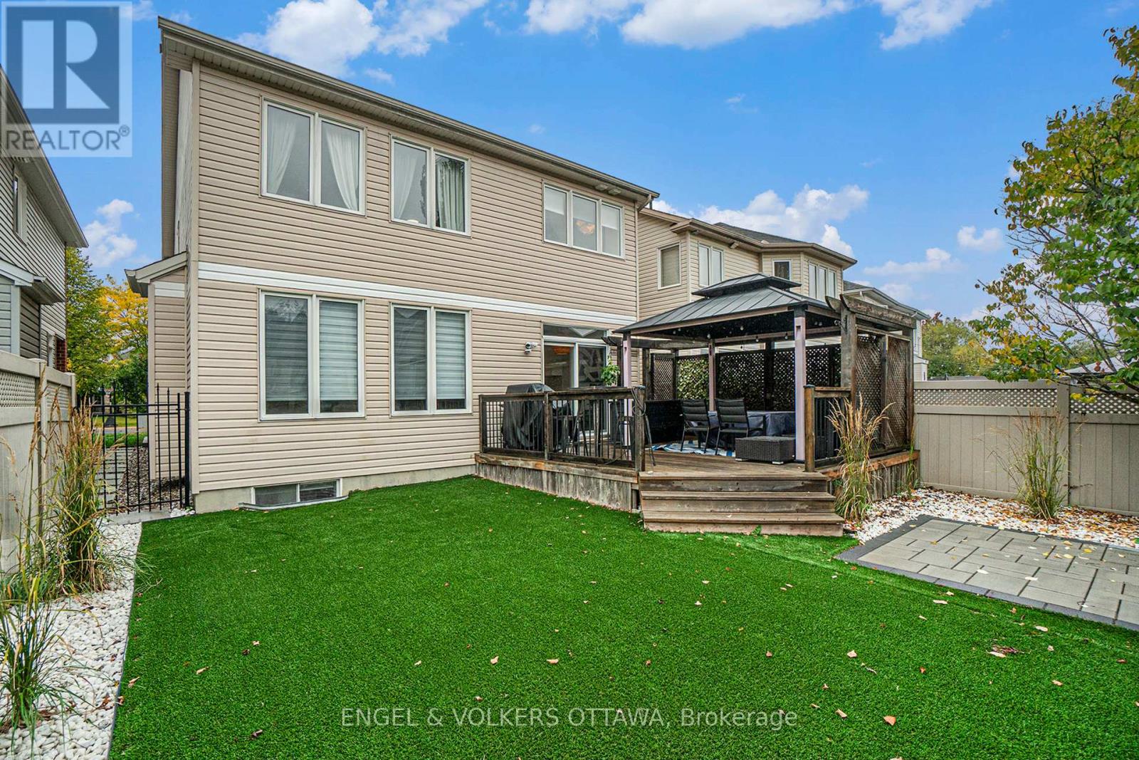 2399 Glandriel Crescent, Ottawa, Ontario  K4A 4T1 - Photo 25 - X12429301