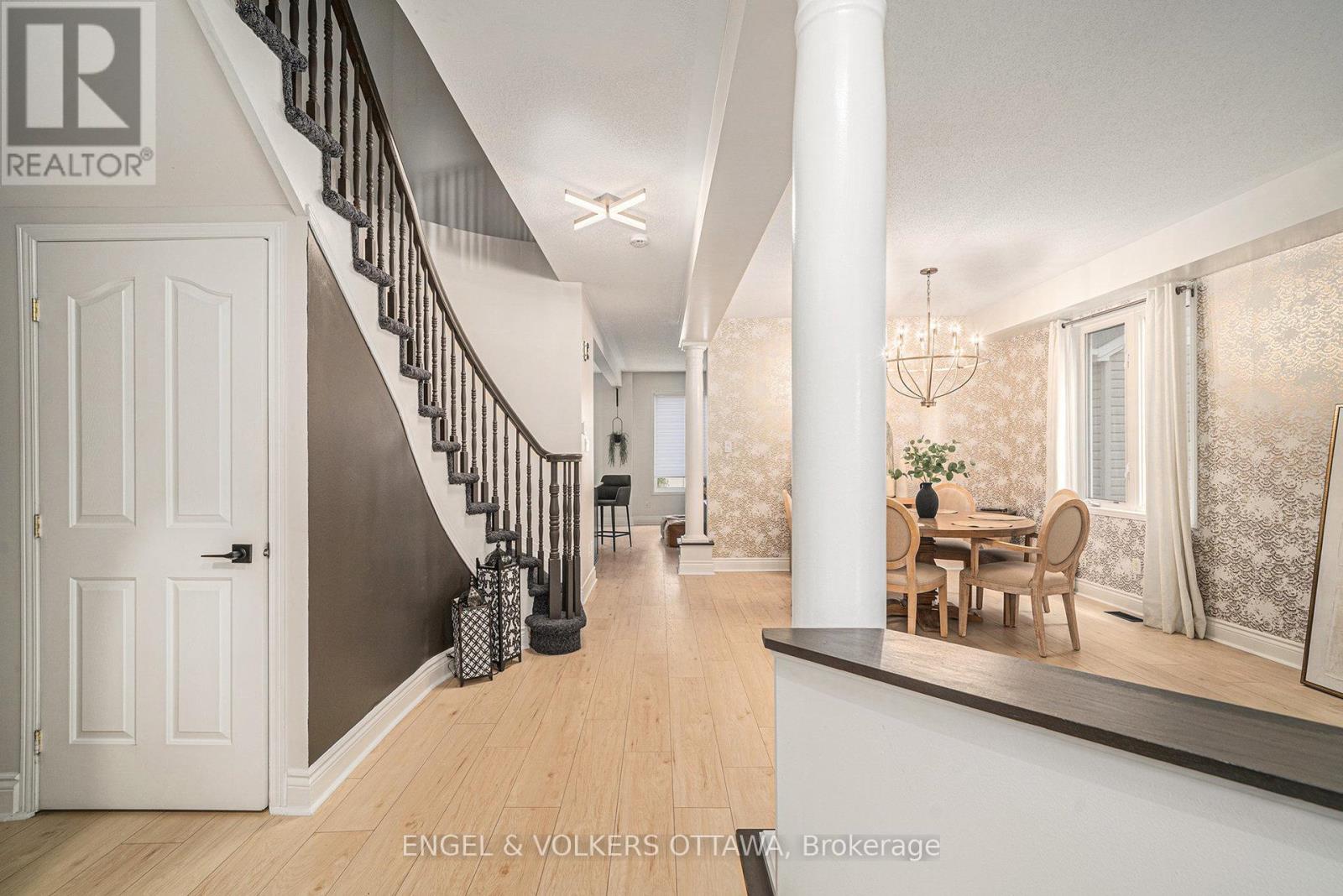 2399 Glandriel Crescent, Ottawa, Ontario  K4A 4T1 - Photo 3 - X12429301