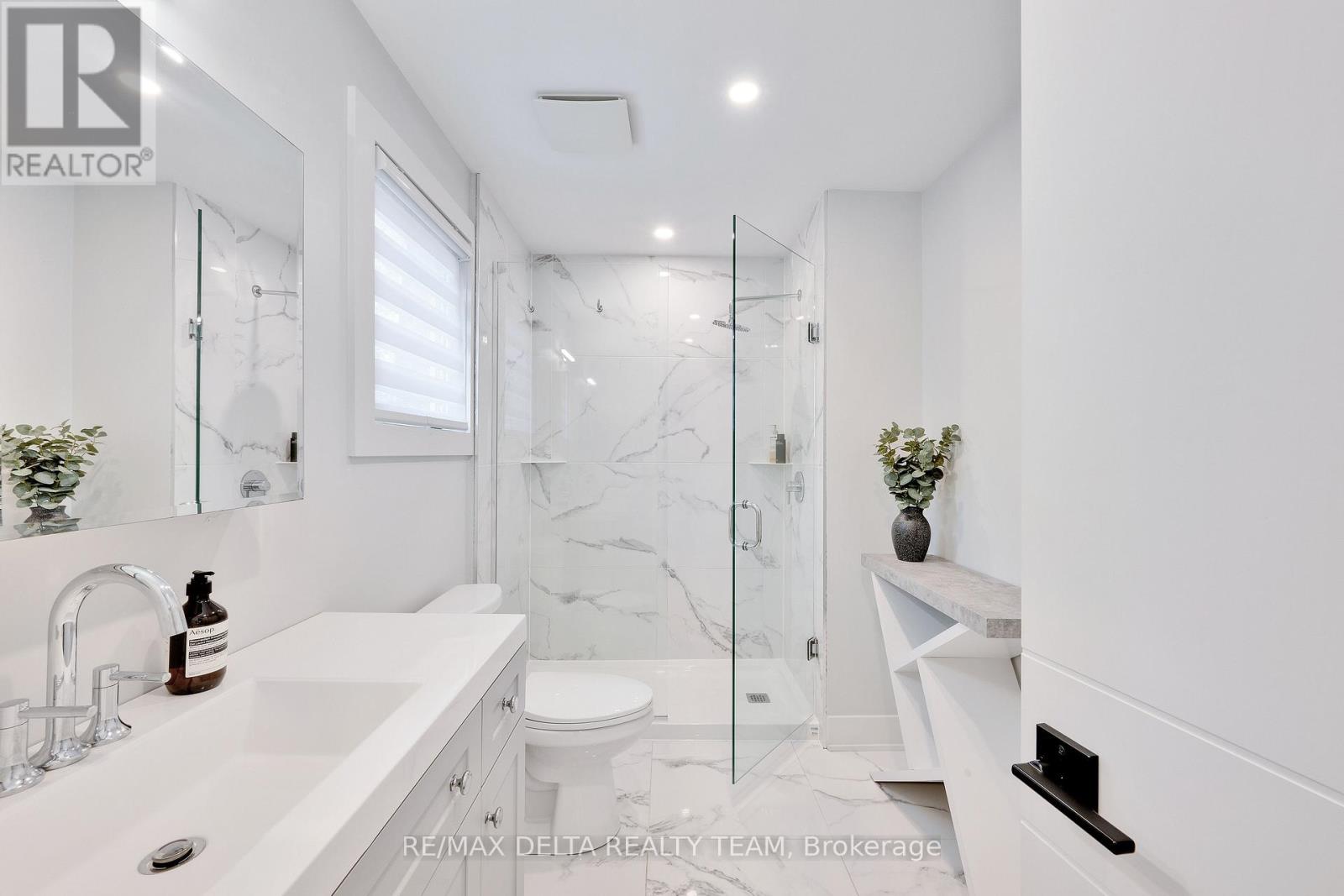 2556 Gravelle Crescent, Ottawa, Ontario  K1B 3A3 - Photo 21 - X12429302