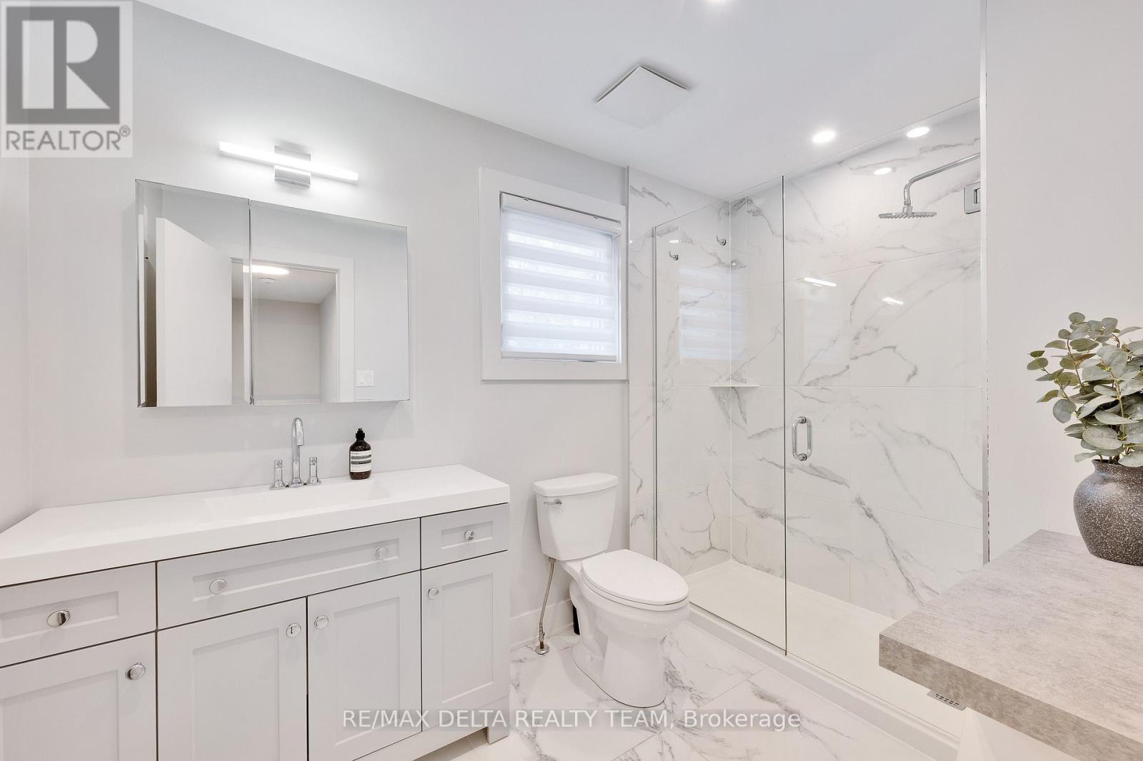 2556 Gravelle Crescent, Ottawa, Ontario  K1B 3A3 - Photo 22 - X12429302