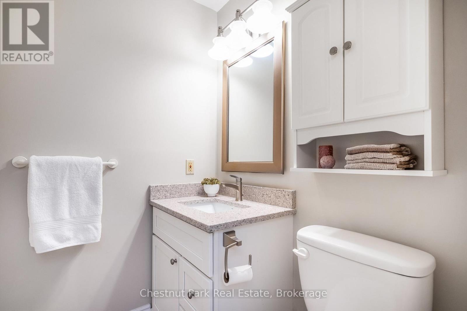 29 Trafalgar Road, Collingwood, Ontario  L9Y 5G4 - Photo 18 - S12429316