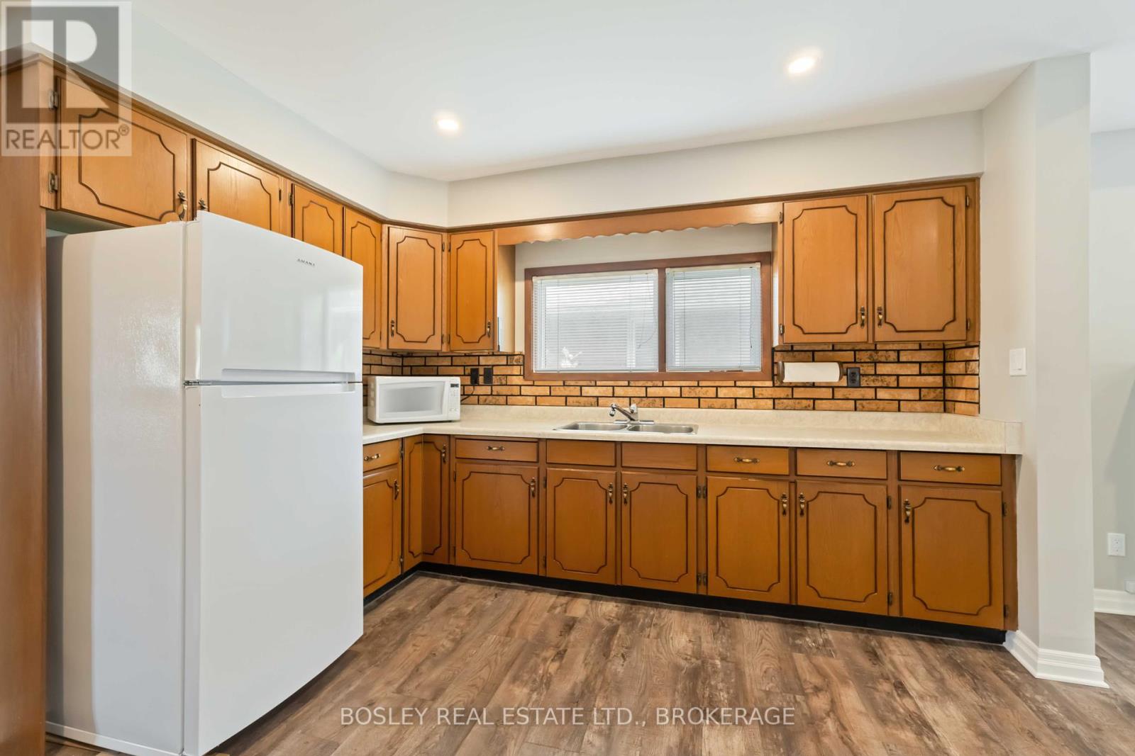 79 Richmond Street W, Thorold (Thorold Downtown), Ontario  L2V 3H2 - Photo 11 - X12429311