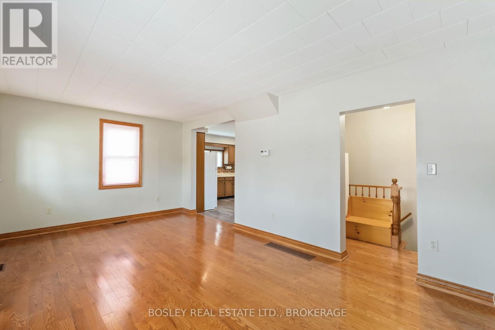 79 Richmond Street W, Thorold (Thorold Downtown), Ontario  L2V 3H2 - Photo 13 - X12429311