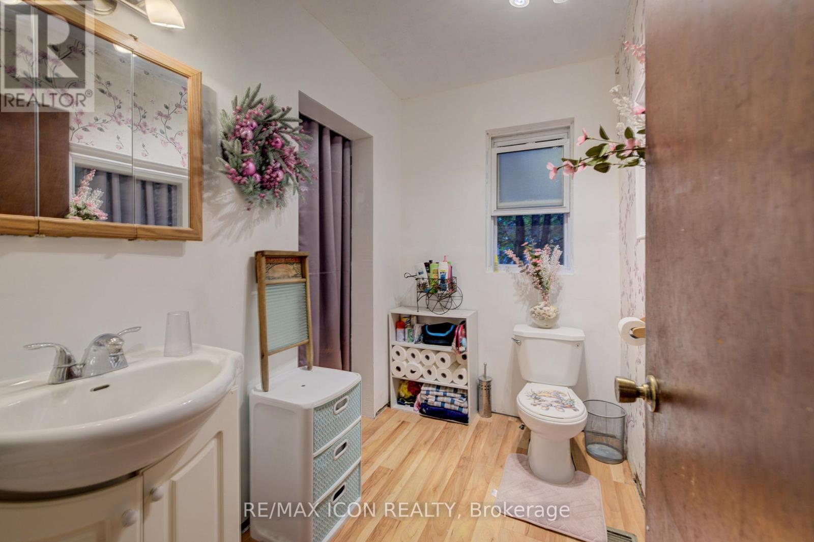 434 Hill Street E, Centre Wellington, Ontario  N1M 1H7 - Photo 13 - X12429131