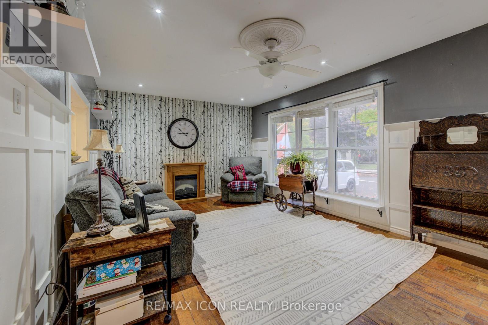 434 Hill Street E, Centre Wellington, Ontario  N1M 1H7 - Photo 2 - X12429131