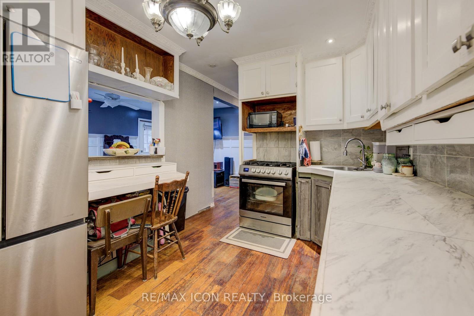 434 Hill Street E, Centre Wellington, Ontario  N1M 1H7 - Photo 9 - X12429131