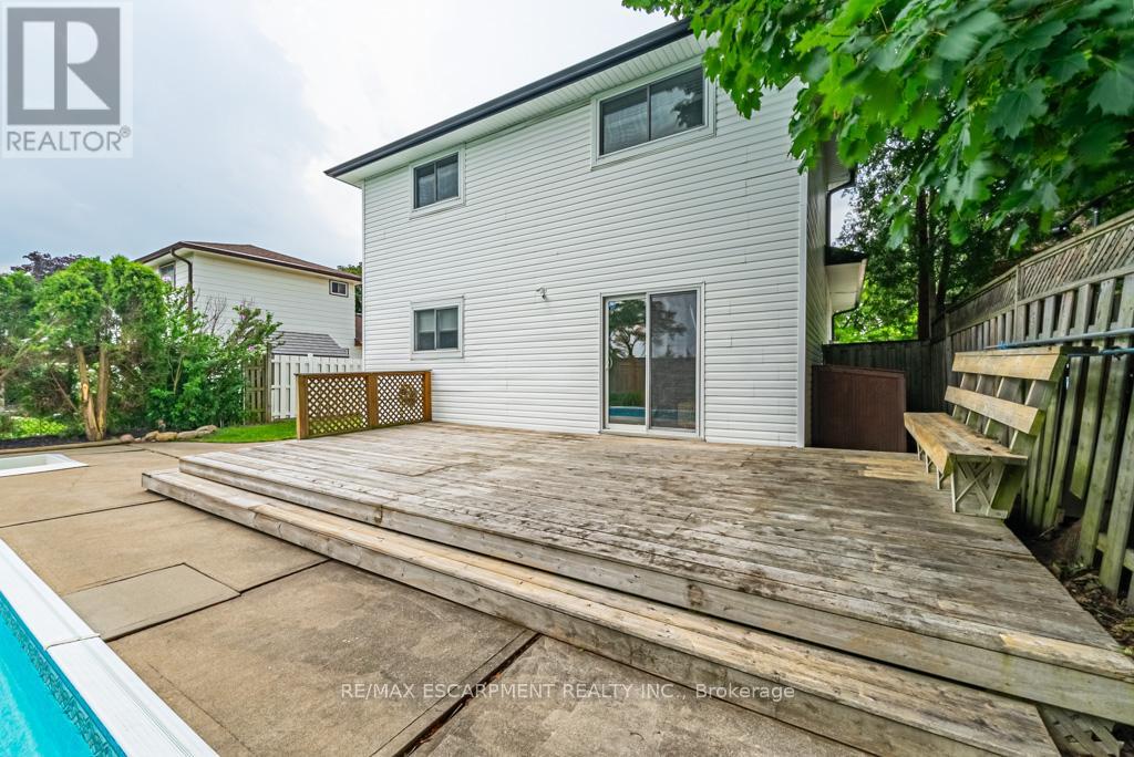 12 Quinlan Court, Hamilton, Ontario  L8W 1K1 - Photo 42 - X12429141