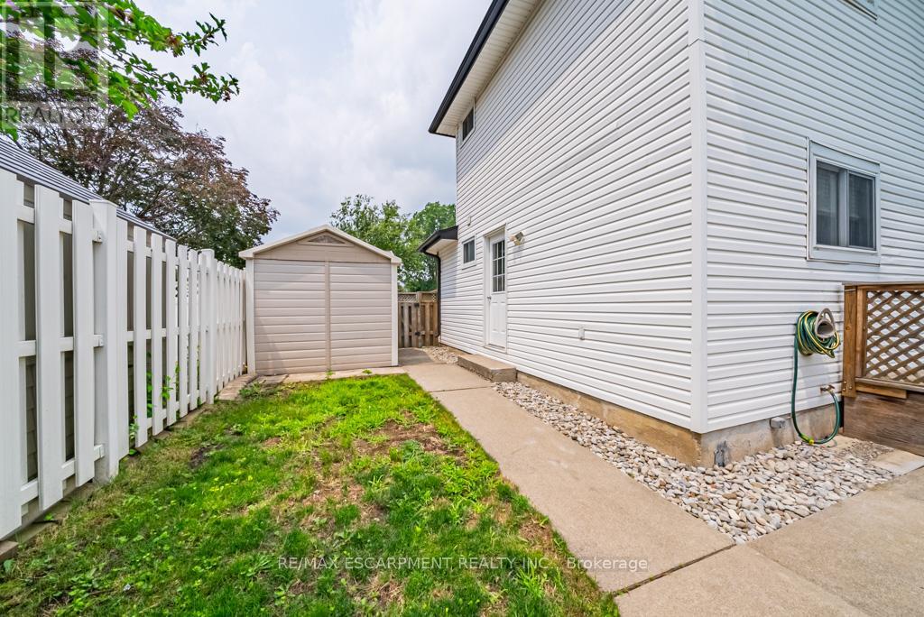 12 Quinlan Court, Hamilton, Ontario  L8W 1K1 - Photo 45 - X12429141