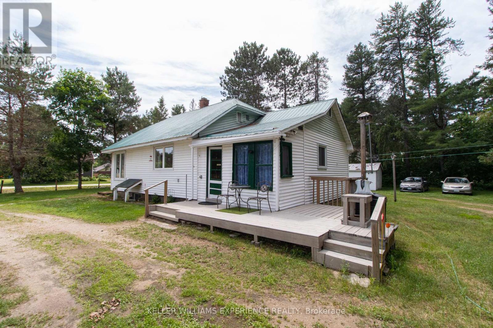 152 Ottawa Avenue, South River, Ontario  P0A 1X0 - Photo 22 - X12429149