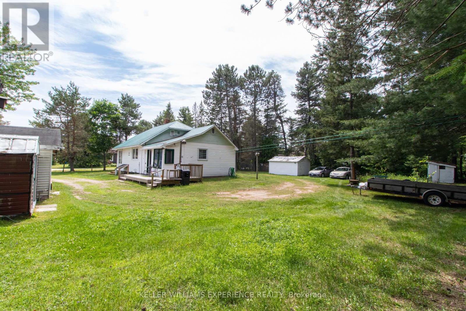 152 Ottawa Avenue, South River, Ontario  P0A 1X0 - Photo 24 - X12429149