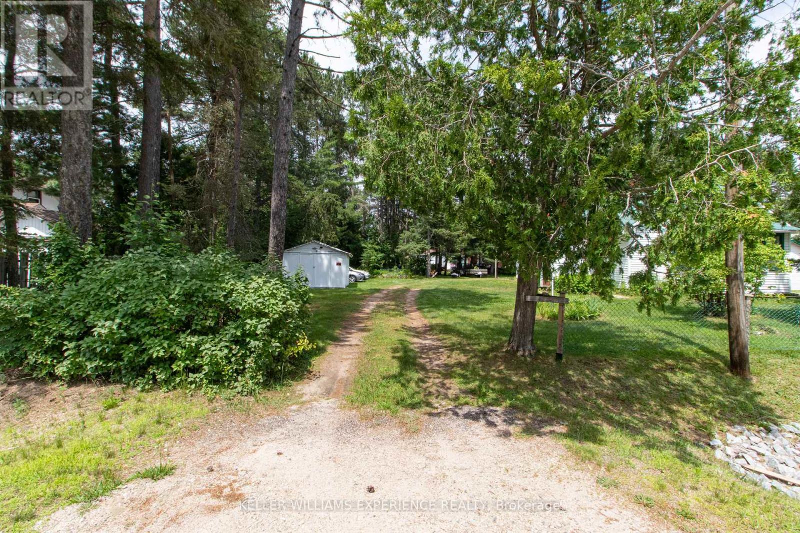 152 Ottawa Avenue, South River, Ontario  P0A 1X0 - Photo 31 - X12429149