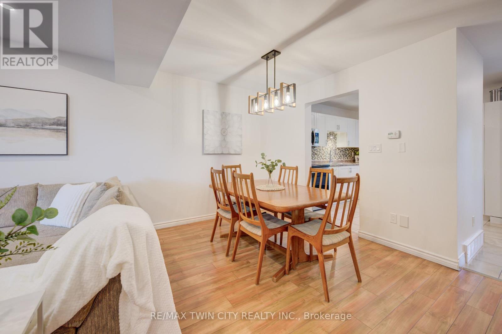 143 Dyer Court, Cambridge, Ontario  N3C 4B9 - Photo 10 - X12429165