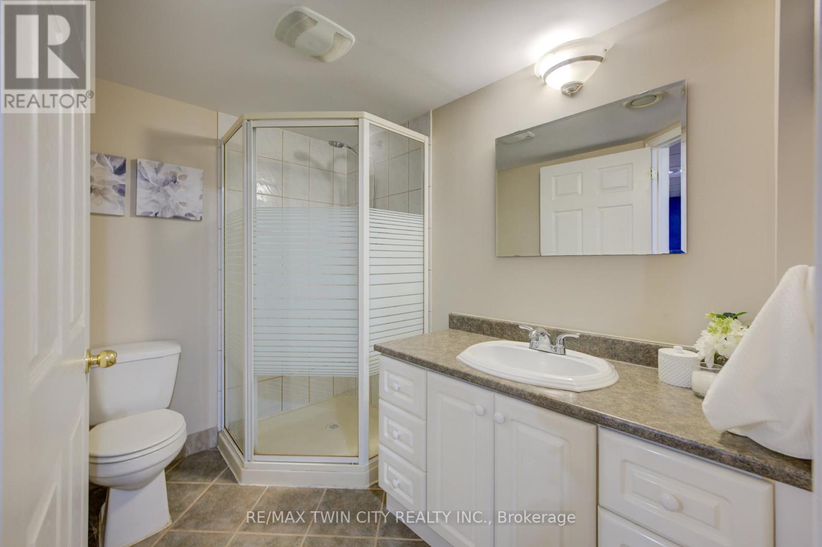 143 Dyer Court, Cambridge, Ontario  N3C 4B9 - Photo 19 - X12429165