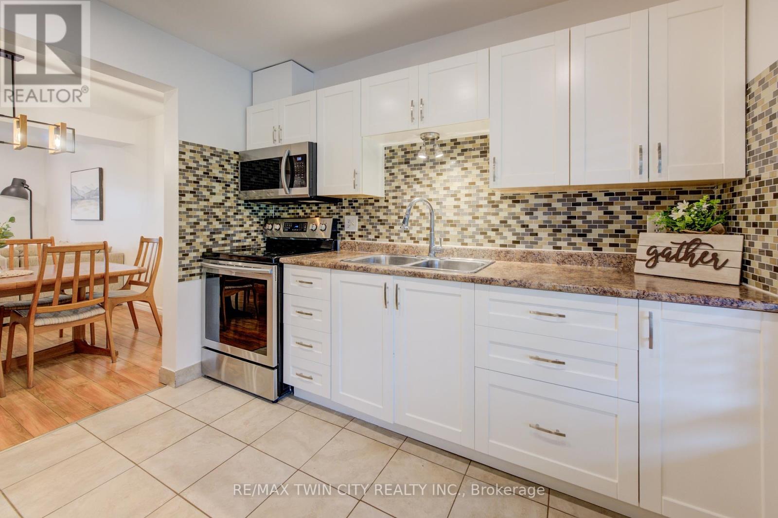 143 Dyer Court, Cambridge, Ontario  N3C 4B9 - Photo 8 - X12429165