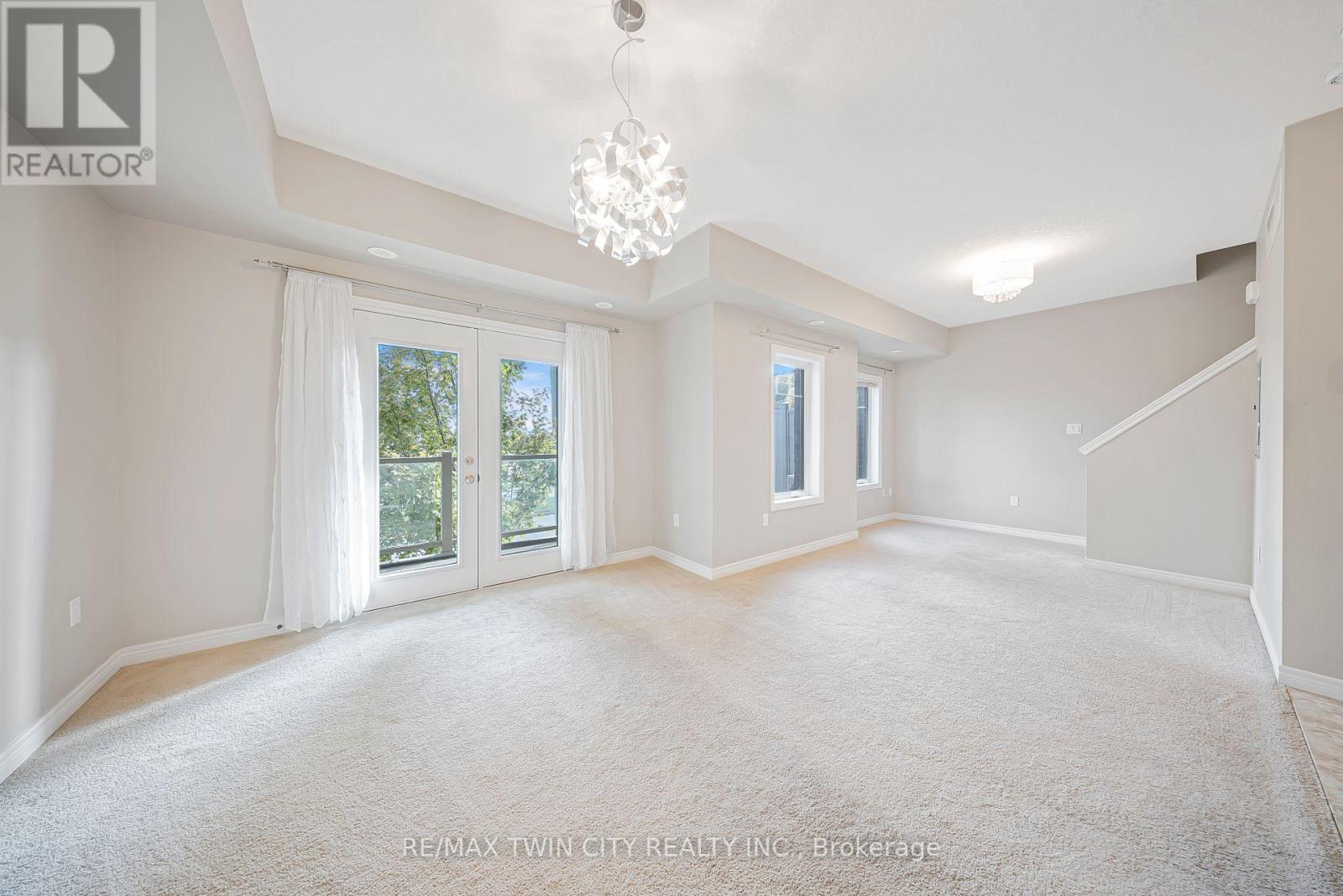 C - 1108 Fairway Road N, Kitchener, Ontario  N2A 0J3 - Photo 13 - X12429184