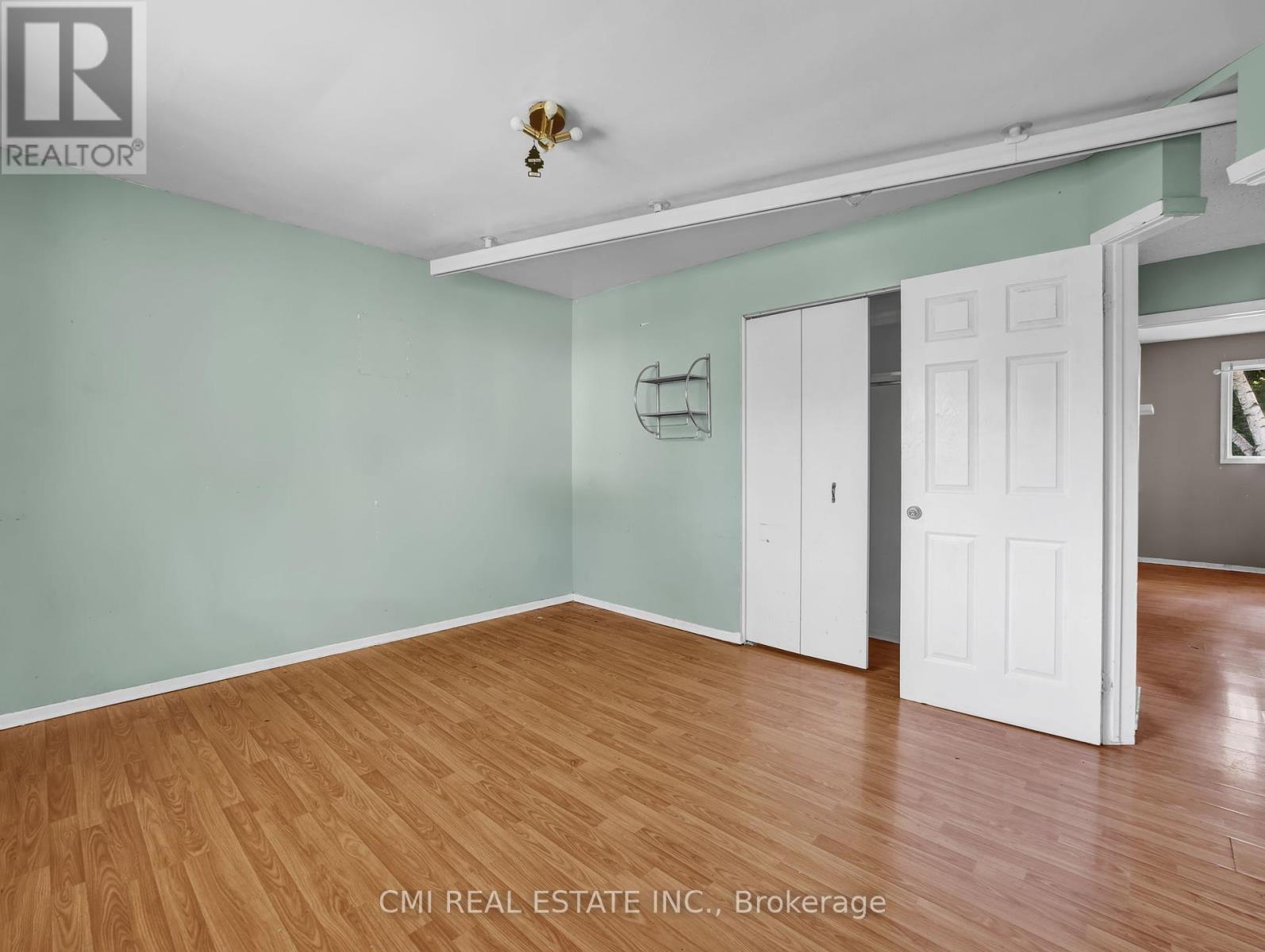 74 Brier Park Road, Brantford, Ontario  N3R 5T4 - Photo 17 - X12429216