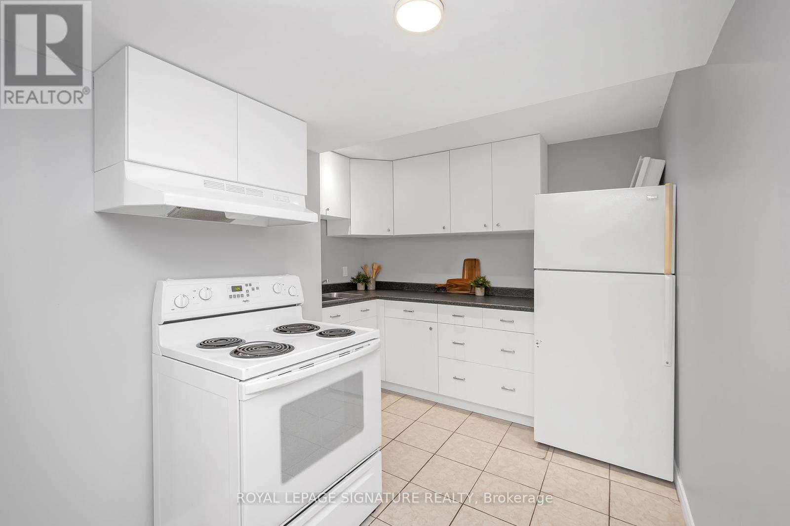 Bsmt - 11 Eric Burke Court, Hamilton, Ontario  L9A 5J9 - Photo 6 - X12429232