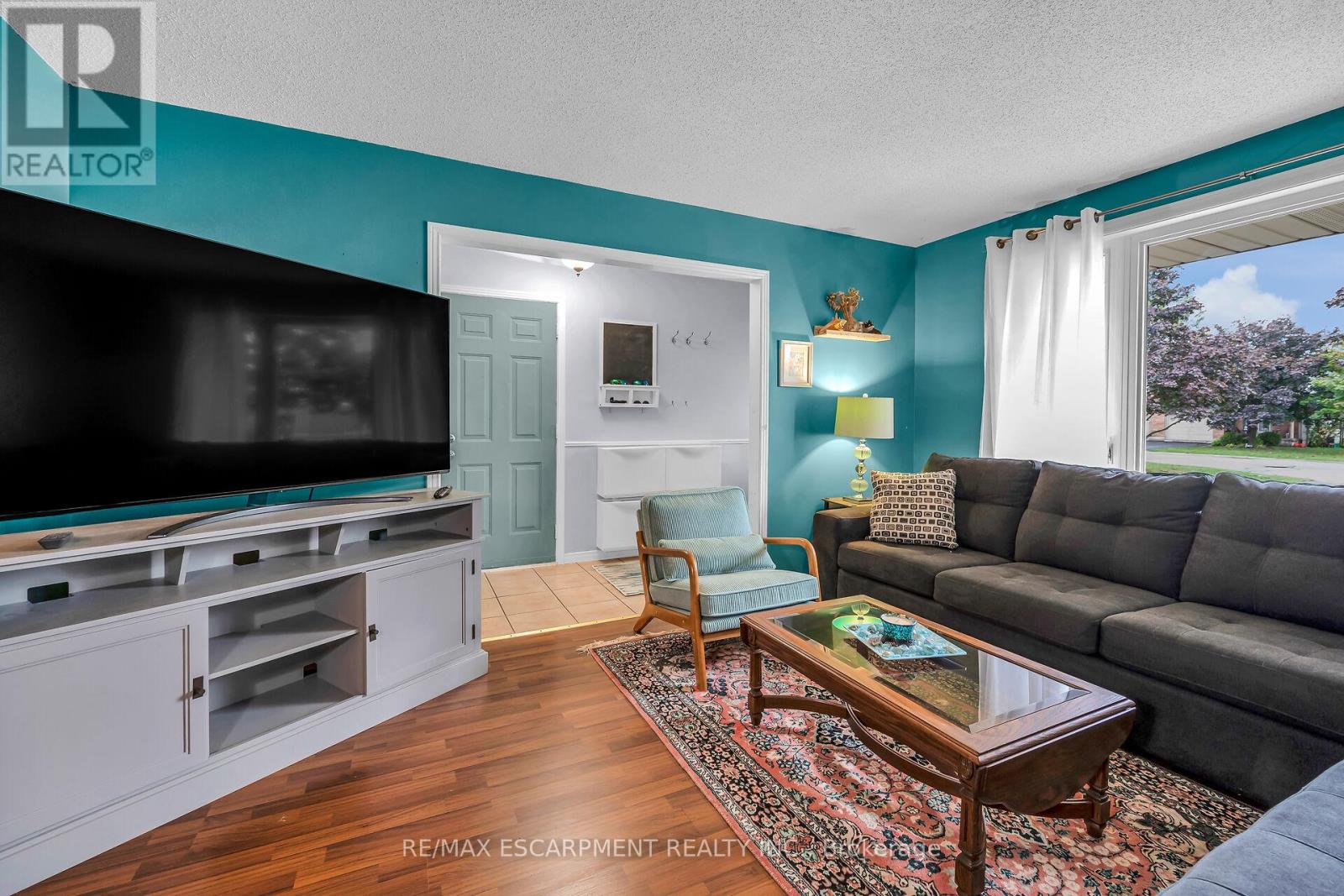 16 Caledon Court, Haldimand, Ontario  N3W 2L5 - Photo 11 - X12429233