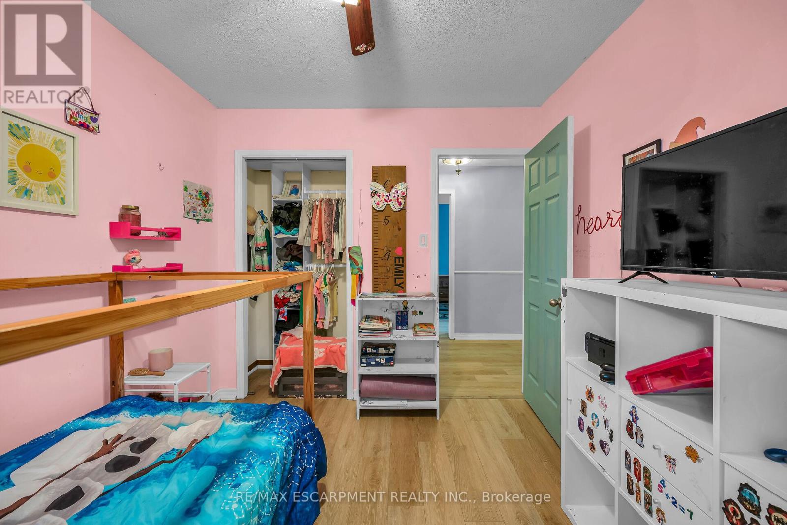 16 Caledon Court, Haldimand, Ontario  N3W 2L5 - Photo 25 - X12429233