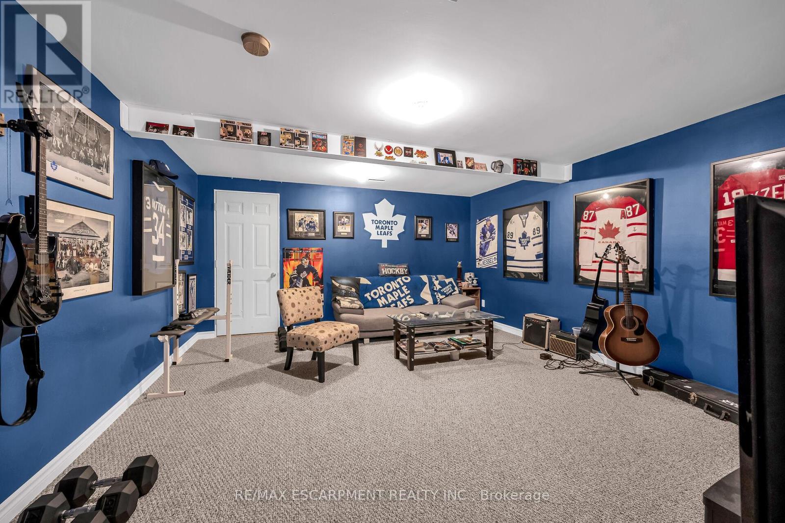 16 Caledon Court, Haldimand, Ontario  N3W 2L5 - Photo 38 - X12429233