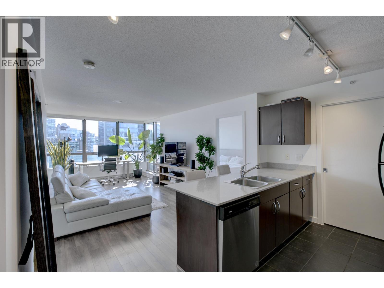 1303 938 Smithe Street, Vancouver, British Columbia  V6Z 3H8 - Photo 15 - R3052682