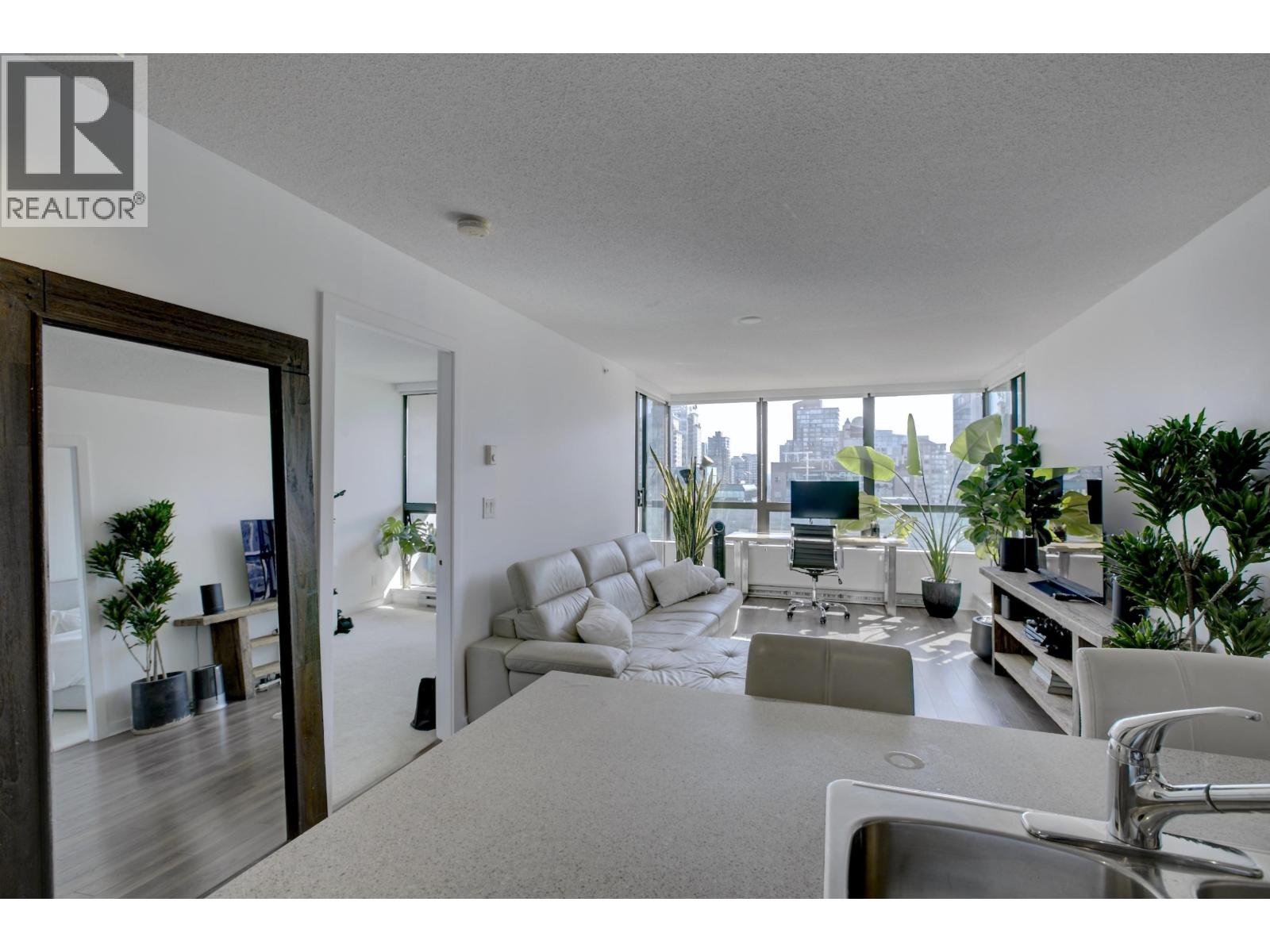 1303 938 Smithe Street, Vancouver, British Columbia  V6Z 3H8 - Photo 33 - R3052682