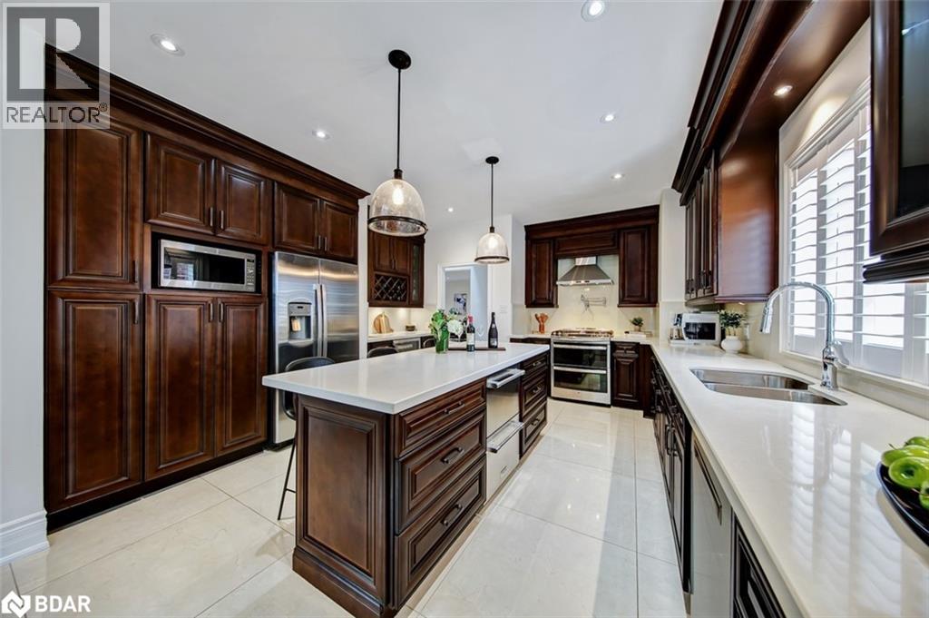 6 Colton Crescent S, Vaughan, Ontario  L4L 3L7 - Photo 15 - 40772799